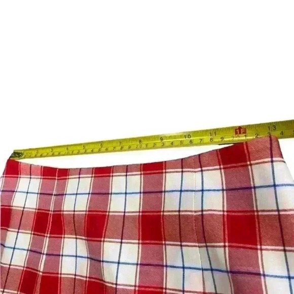 NWT‎ Urban Outfitters Red White Plaid Mini Skirt Size Small - Picture 3 of 8
